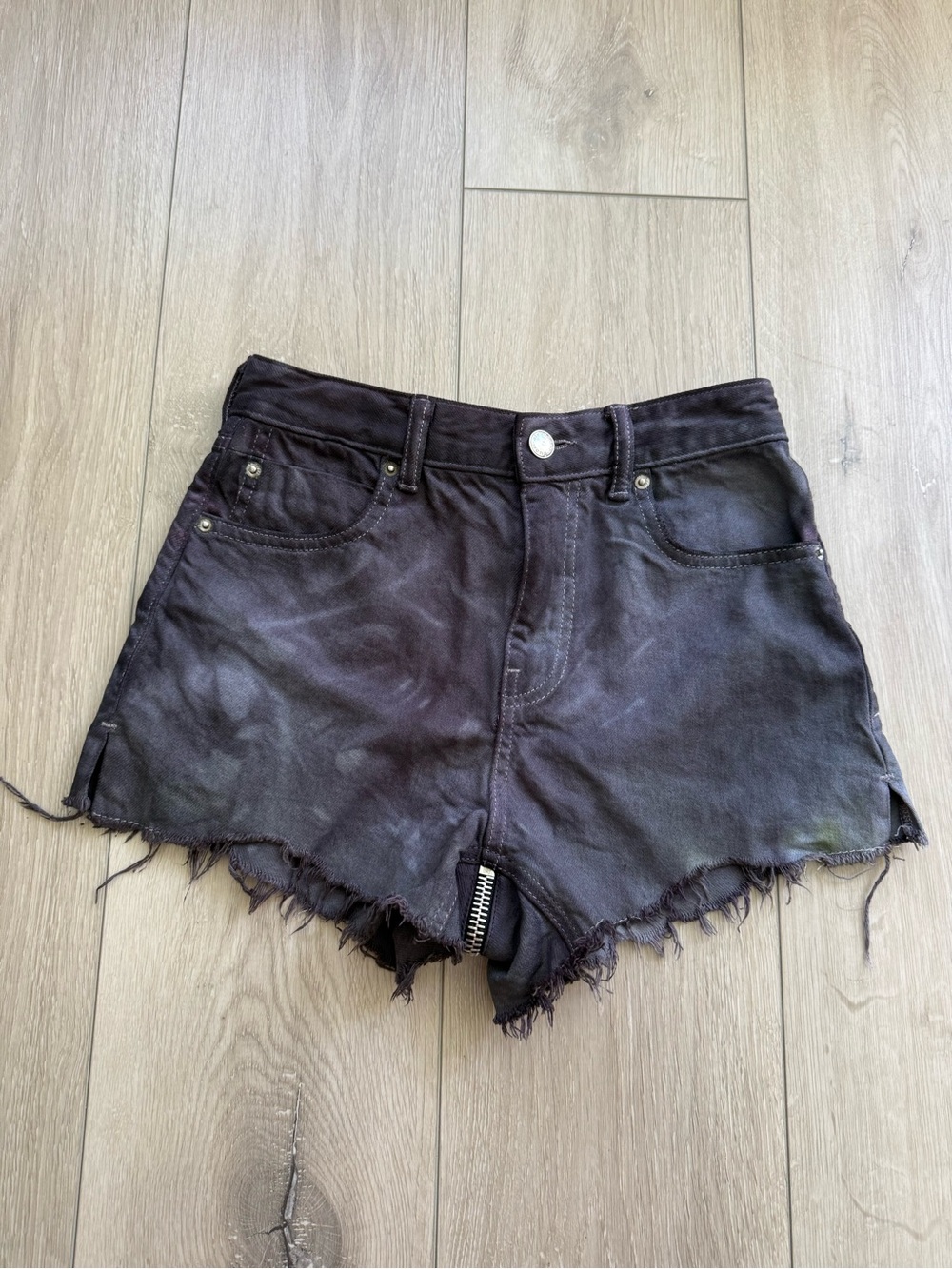 Alexander Wang Black Distressed Bite Zipper Tie Dye Denim Shorts. Size 24